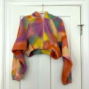 NWT URBAN OUTFITTERS: Sherpa cropped hoodie Sz S